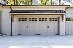 Metro Garage Door Repair Service Auburn Hills, MI 248-385-3092 - garage-doors-side